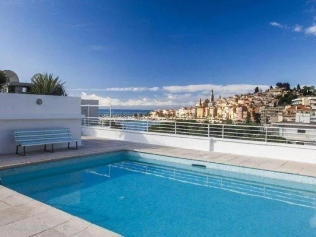 Le Lodge, T2 Classe 3 Etoiles Avec Jardin, Parking, Piscine & Mer A 2 Pas Menton